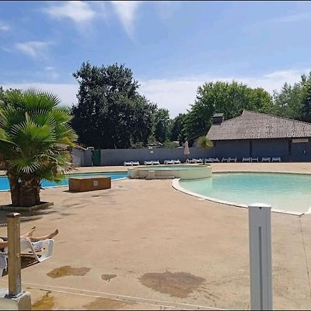 Hotel Le Kraken Aureilhan  Zewnętrze zdjęcie